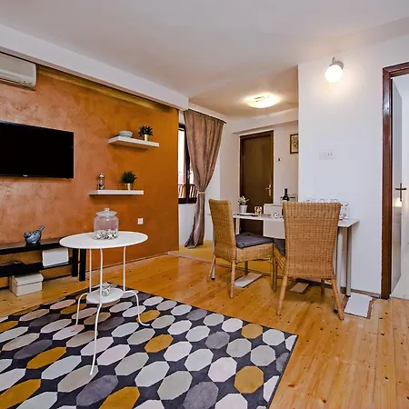 Vergani Apartment